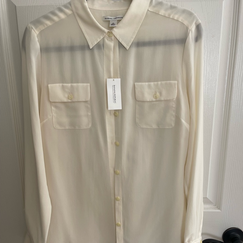 Banana Republic Button Down Blouse